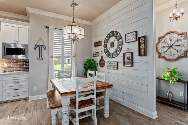 300 Ansley Circle, Benton, LA 71006