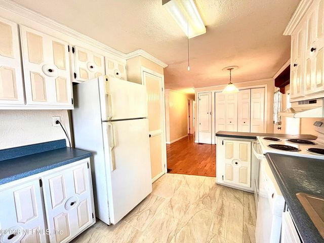 145 MAGNOLIA Trail, Satsuma, FL 32189