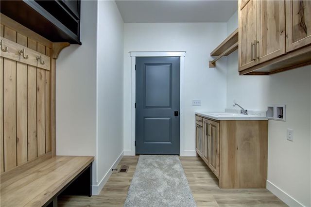 4160 Lasalle Street, Eau Claire, WI 54703