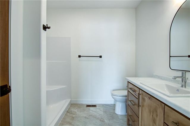 4160 Lasalle Street, Eau Claire, WI 54703