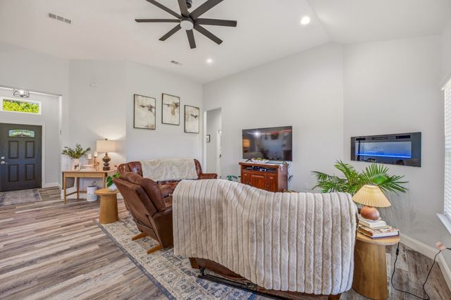 689 Dill Road, Weatherford, TX 76085