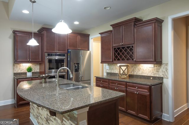 3418 Cresswind Parkway SW, Gainesville, GA 30504