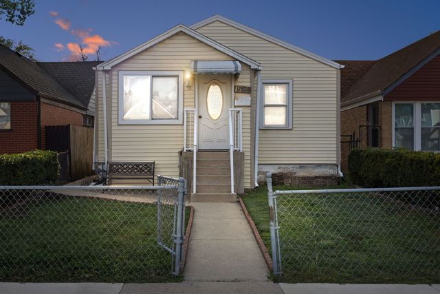 1528 N 39th Avenue, Stone Park, IL 60165