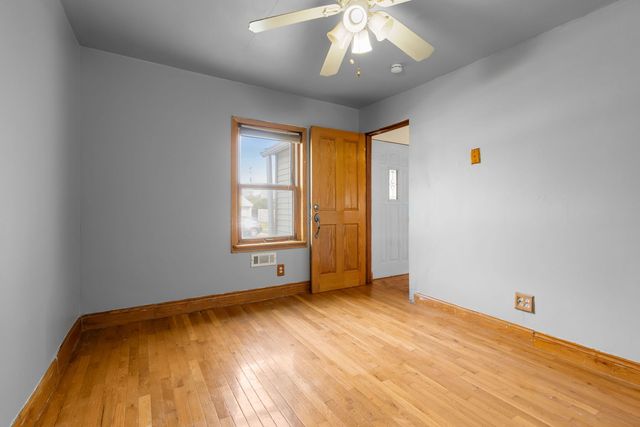 1528 N 39th Avenue, Stone Park, IL 60165