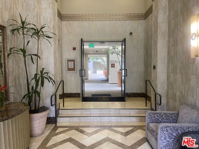 5625 Crescent Parkway 106, Playa Vista, CA 90094