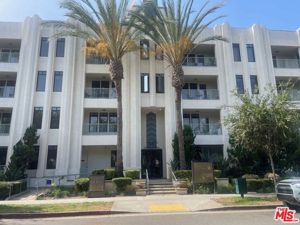 5625 Crescent Parkway 106, Playa Vista, CA 90094