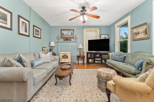 19 Bonnell Street, Flemington Boro, NJ 08822