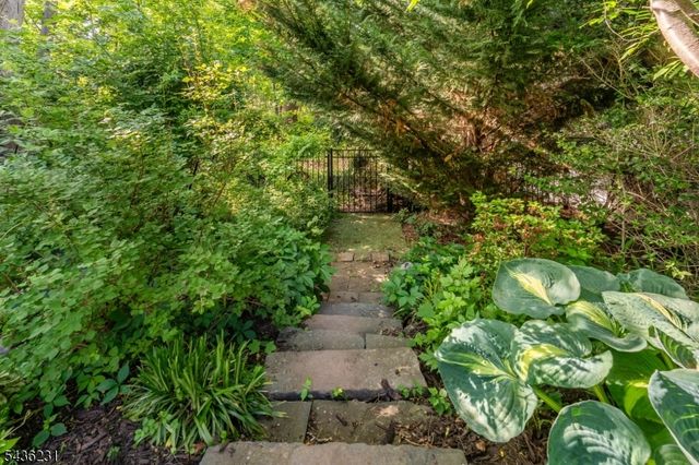 19 Bonnell Street, Flemington Boro, NJ 08822