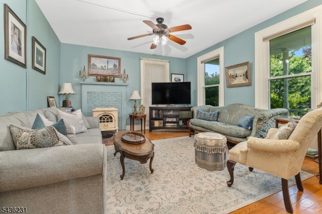 19 Bonnell Street, Flemington Boro, NJ 08822