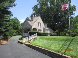 835 ROSSER AVE, Waynesboro, VA 22980