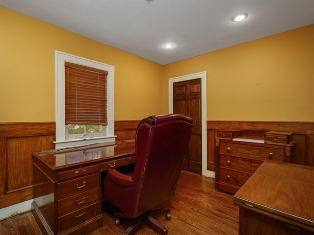 1150 N Livernois Road, Rochester Hills, MI 48306
