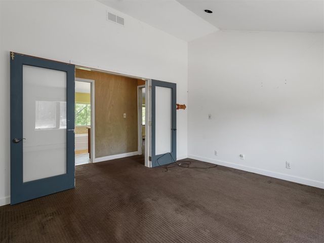 1150 N Livernois Road, Rochester Hills, MI 48306