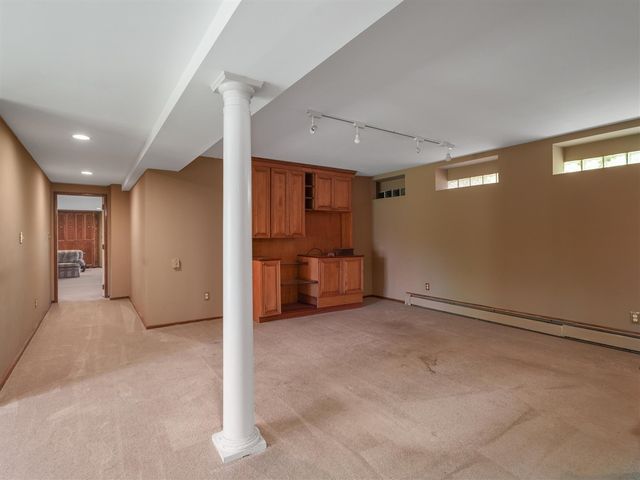 1150 N Livernois Road, Rochester Hills, MI 48306