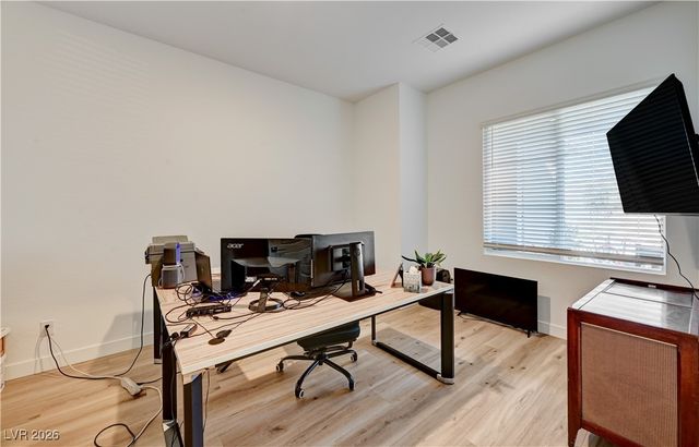 199 Bellevue Grove Avenue, Henderson, NV 89015