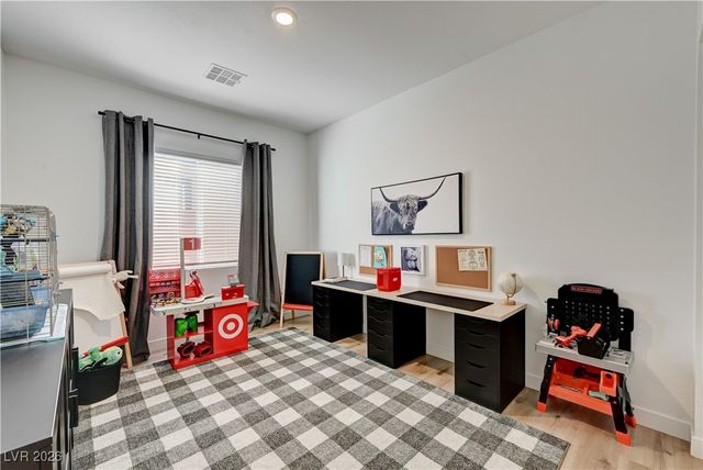 199 Bellevue Grove Avenue, Henderson, NV 89015