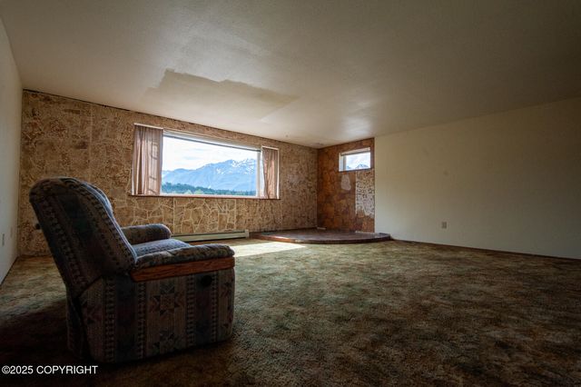 16 Main Street, Haines, AK 99827