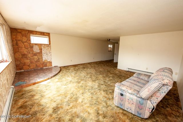 16 Main Street, Haines, AK 99827