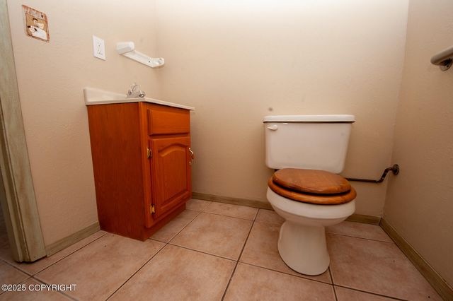 16 Main Street, Haines, AK 99827