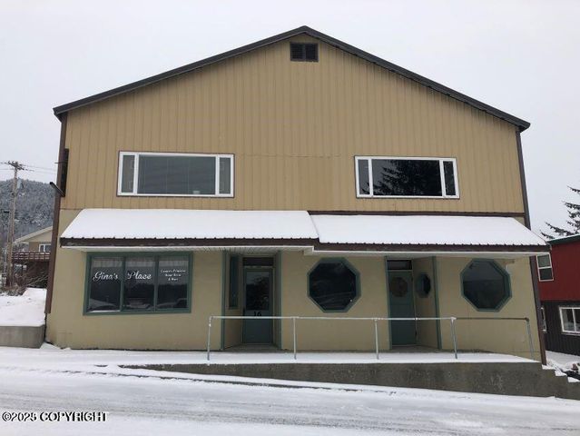 16 Main Street, Haines, AK 99827