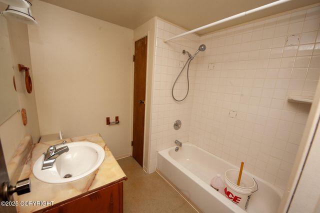 16 Main Street, Haines, AK 99827