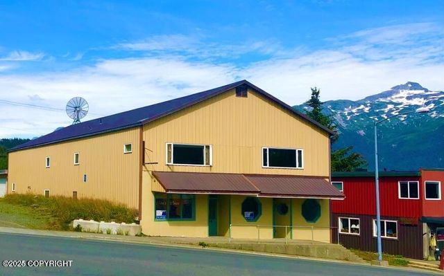 16 Main Street, Haines, AK 99827