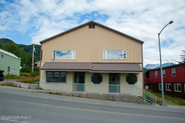 16 Main Street, Haines, AK 99827