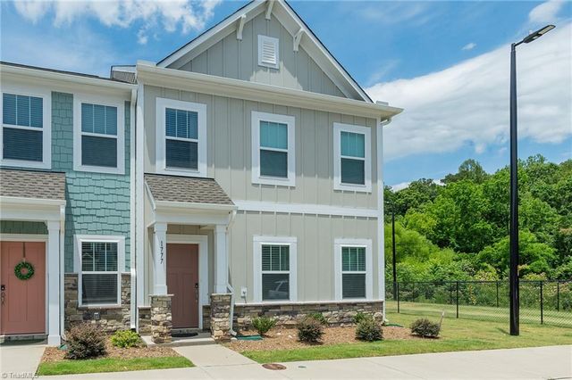 1777 Granby Heights Drive, Winston-salem, NC 27103