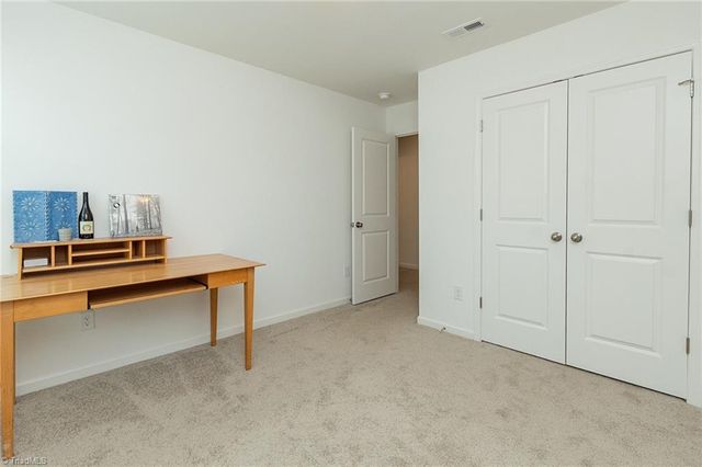 1777 Granby Heights Drive, Winston-salem, NC 27103