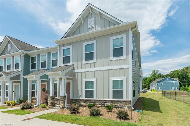 1777 Granby Heights Drive, Winston-salem, NC 27103
