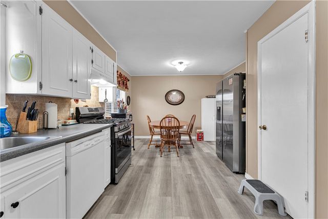 215 Oakcrest Road, Siloam Springs, AR 72761