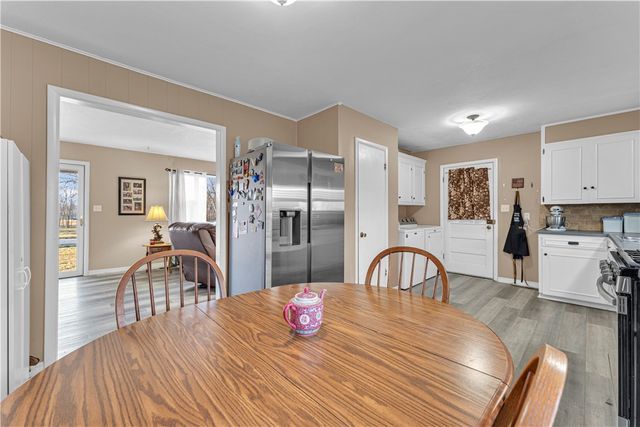 215 Oakcrest Road, Siloam Springs, AR 72761