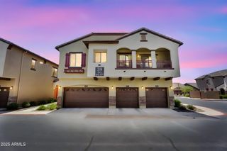 2725 E MINE CREEK Road 1076, Phoenix, AZ 85024