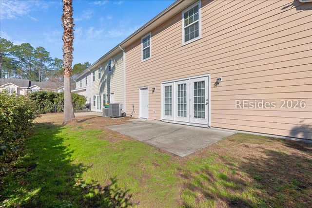 22 Bluehaw Ct, Bluffton, SC 29910