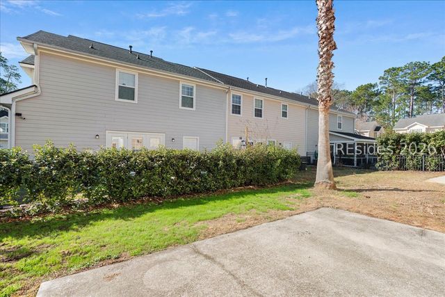 22 Bluehaw Ct, Bluffton, SC 29910