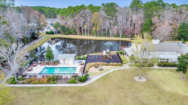 22 Bluehaw Ct, Bluffton, SC 29910