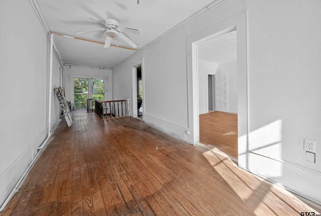 501 E Duval St, Troup, TX 75789