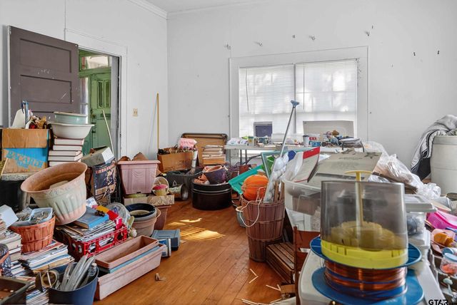 501 E Duval St, Troup, TX 75789