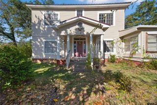 501 E Duval St, Troup, TX 75789