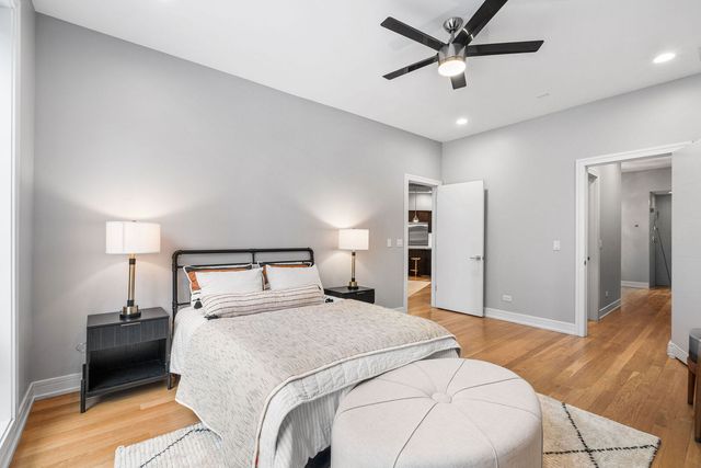 650 N Morgan Street 202, Chicago, IL 60642