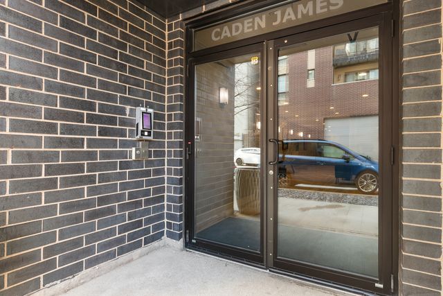 650 N Morgan Street 202, Chicago, IL 60642