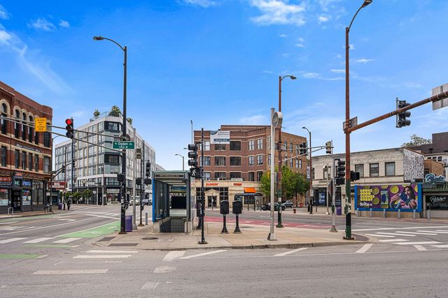 650 N Morgan Street 202, Chicago, IL 60642
