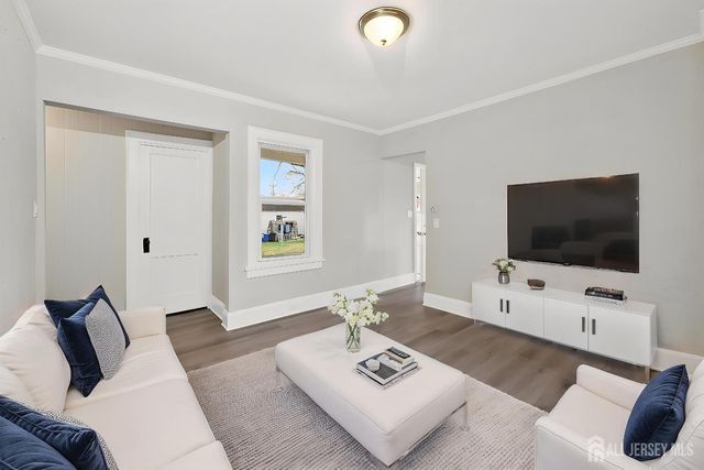 119 Vogel Place, Middlesex, NJ 08846