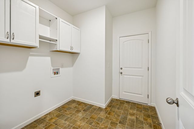 5502 Stonefield Dr, Smyrna, TN 37167