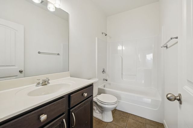 5502 Stonefield Dr, Smyrna, TN 37167