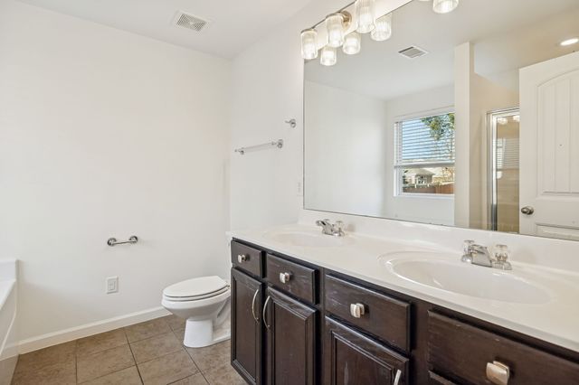 5502 Stonefield Dr, Smyrna, TN 37167