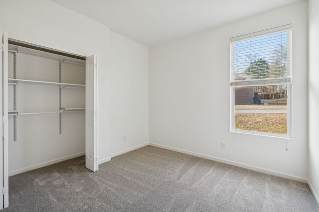 5502 Stonefield Dr, Smyrna, TN 37167