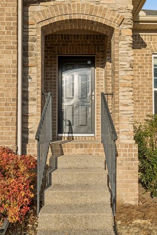 5502 Stonefield Dr, Smyrna, TN 37167