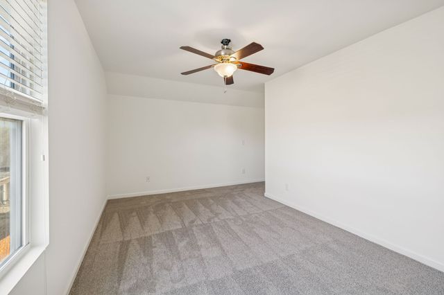 5502 Stonefield Dr, Smyrna, TN 37167