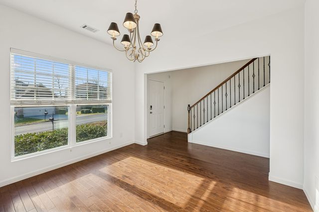 5502 Stonefield Dr, Smyrna, TN 37167