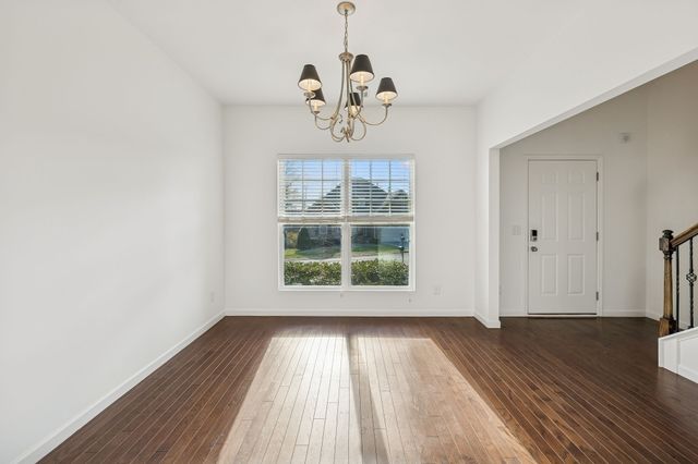 5502 Stonefield Dr, Smyrna, TN 37167